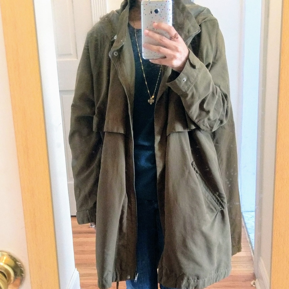 MONKI olive surplus green trench